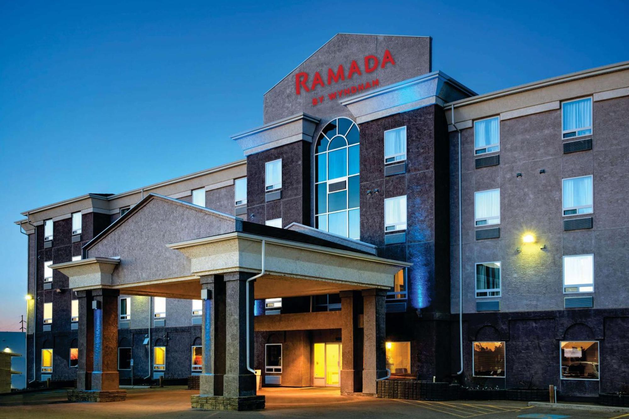 Ramada By Wyndham Prince Albert Luaran gambar