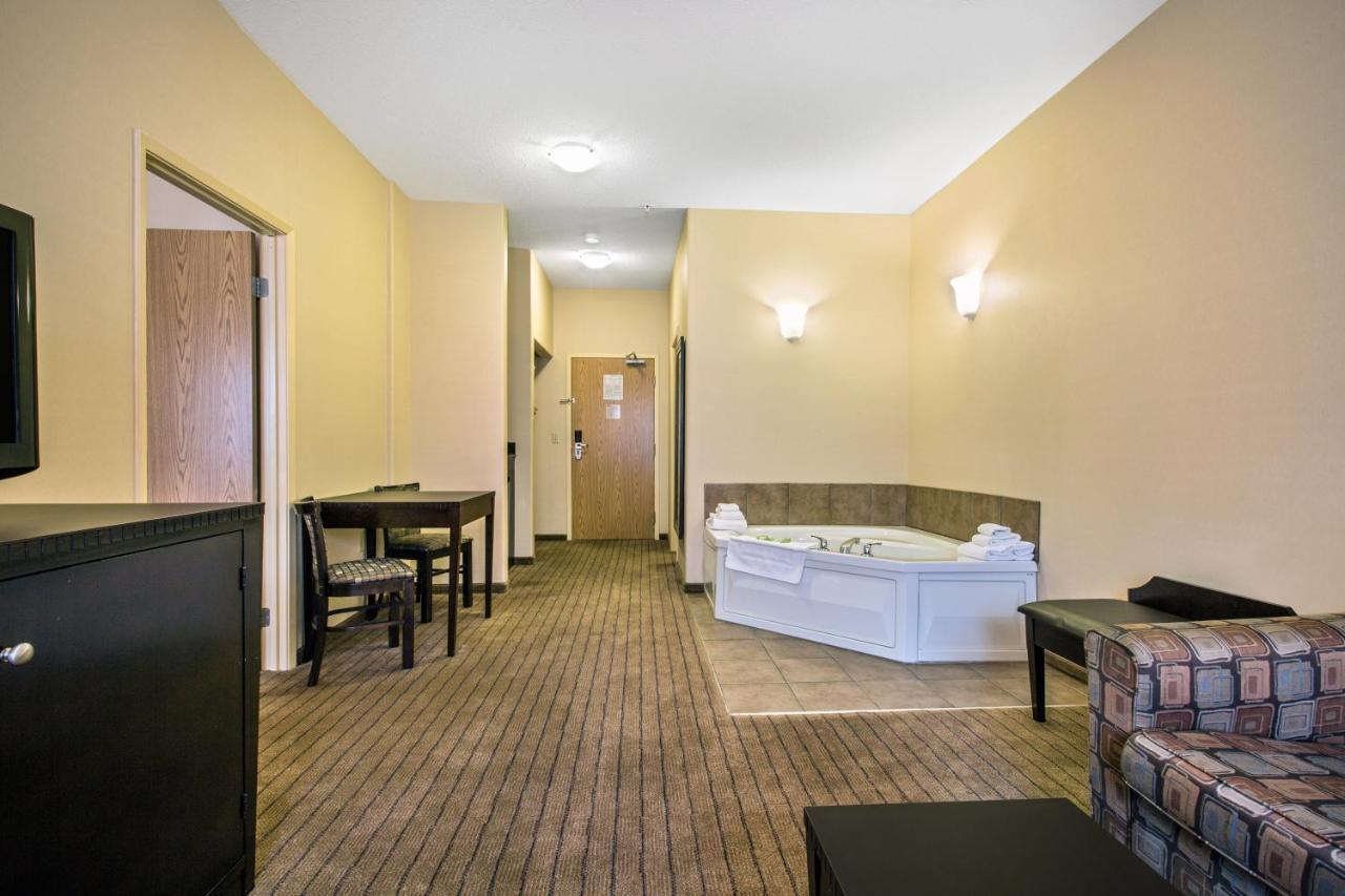 Ramada By Wyndham Prince Albert Luaran gambar